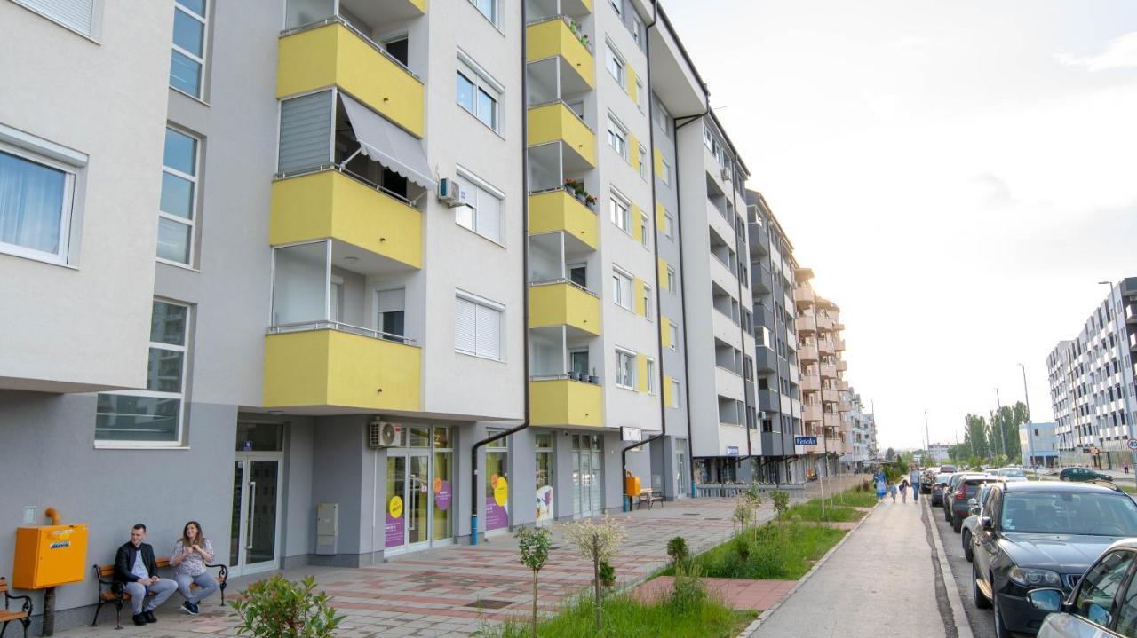 Athena Apartman Lukavica Εξωτερικό φωτογραφία